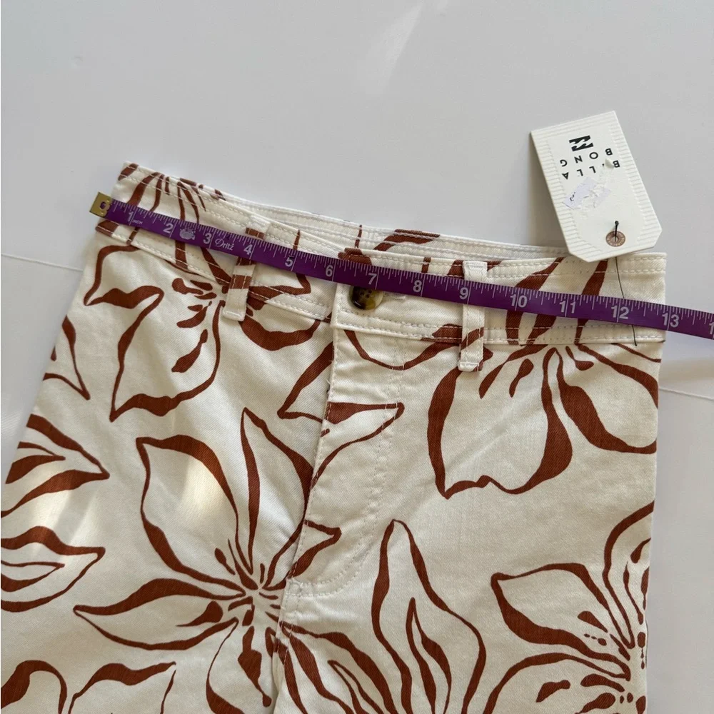 Billabong Floral Wide-Leg Pants in Cream and Brown - Picture 5 of 7